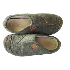 keen wool slip on clogs